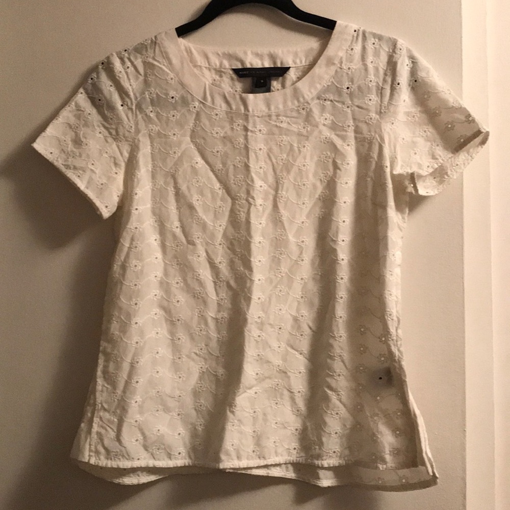 🚫SOLD🚫 White pintuck tee